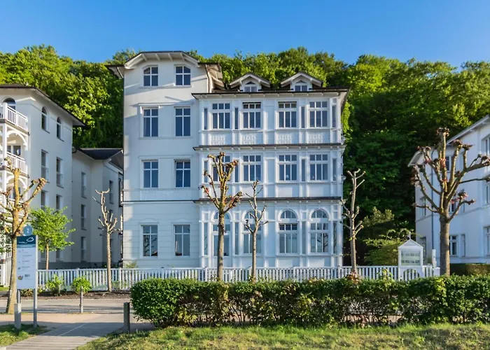 Strandeck, App 7 - Direkt Am Strand, Mit Ostseeblick Binz