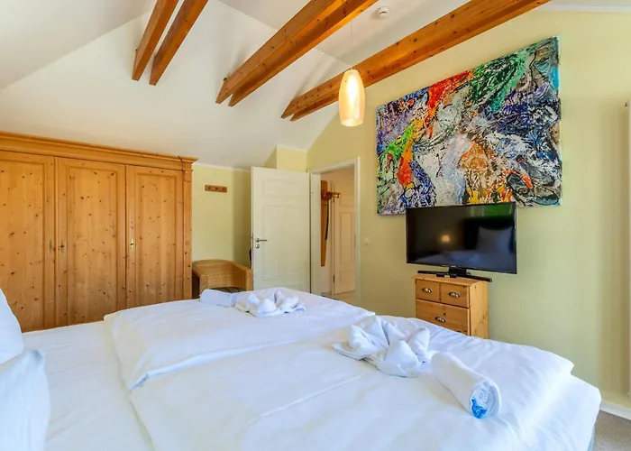 Villa Strandeck, App 7 - Direkt Am Strand, Mit Ostseeblick